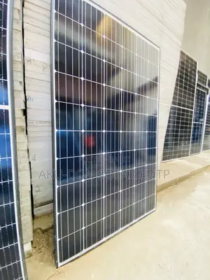 300watts 72cells High Efficiency Canadian Moncrystalline Solar Panel