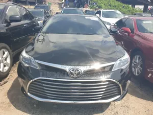 Toyota Avalon Limited Sedan FWD (3.5L 6cyl 6A) 2017 Black