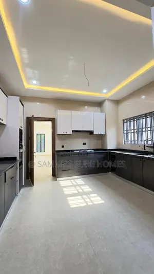 5bdrm Duplex in Jabi for rent