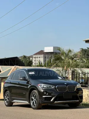BMW X1 sDrive28i FWD 2017 Black