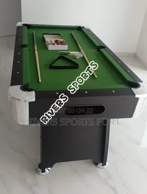6ft Supermax Foreign Snooker Table With Accessories in Port Harcourt