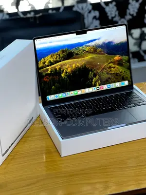 Laptop Apple MacBook Air 2024 M3 8GB Apple M3 SSD 256GB