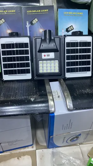 100w Solar Street Light