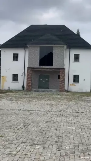 5bdrm Duplex in Nta Road , Port for sale