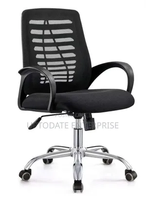 Swivel Office Chair With Breathable Mesh Back