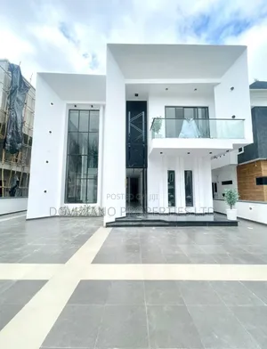 5bdrm Duplex in Ikota for sale