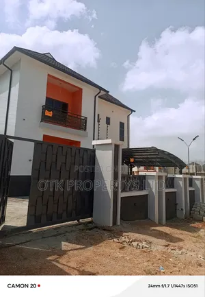 4bdrm Duplex in Dantata Estate, for sale