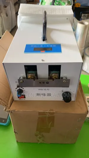 Automatic Debeaker With Counter