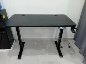 Electric Height Adjustable Table 1.4meter