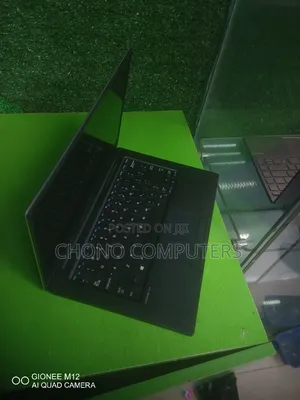 Laptop Dell Latitude 13 7370 8GB Intel Core M SSD 256GB