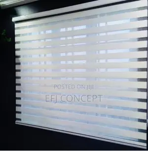 Completely White Plain for Day and Night Window Blind Design