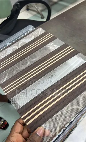Blend of Thick Brown, Light Brown and Beige for Day and Night Blind