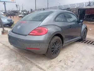 Volkswagen Beetle 2.5 Automatic 2012 Gray