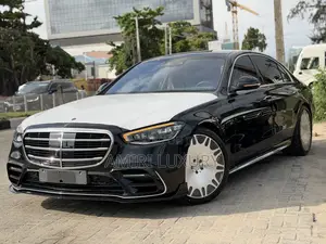 Mercedes-Benz S-Class 2023 Black