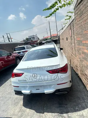 Mercedes-Benz CLA-Class CLA 250 4MATIC Sedan 2022 White