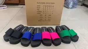 Ladies Classic Slippers