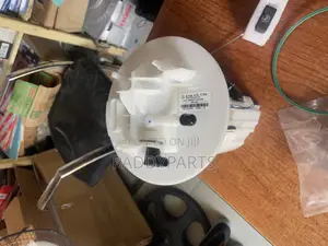 Mercedes Benz Gls450 Gls550 Complete Fuel Pump 2017-2019