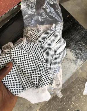 Ducted Hand Glove
