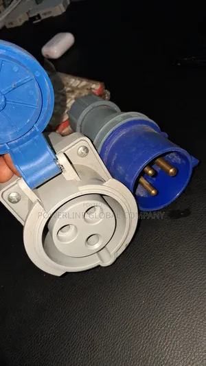 Industrial Socket for Companies/ Factories/ Warehouses/ Offices