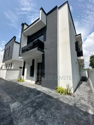 4bdrm Duplex in Chevron for sale