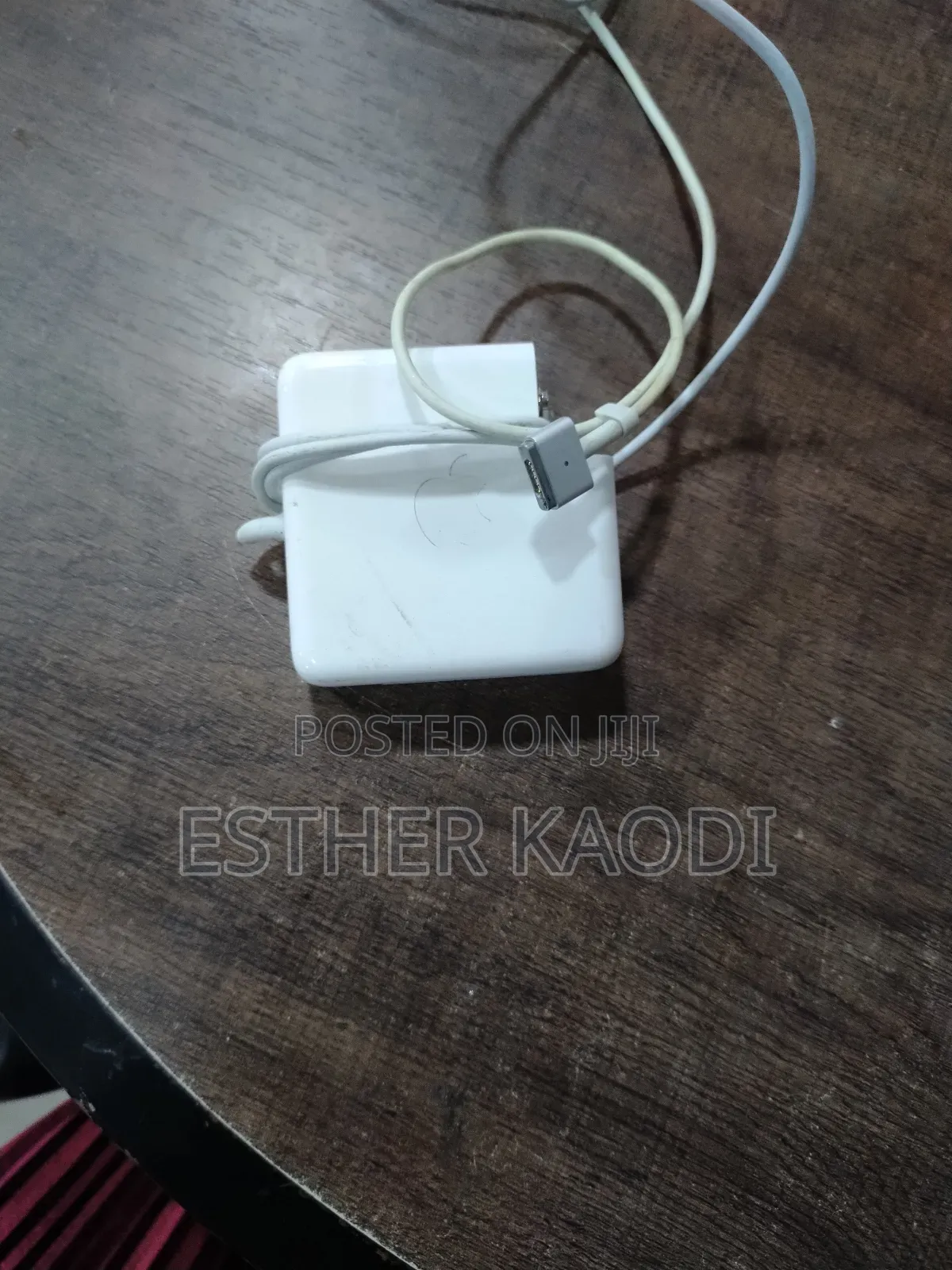 Apple 60w Magsafe 2 Power Adapter (Macbook Pro