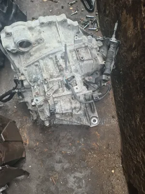 Toyota Venza Japan Gear Box 22pin