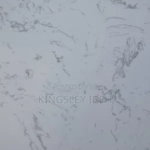 Calacuta Quartz for Kitchen Counter Top