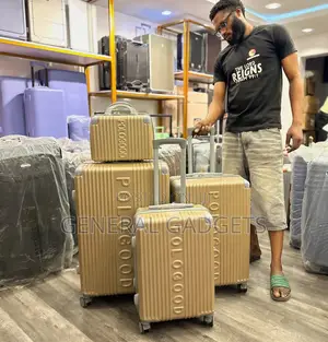 2025 Luxury Travel Set
