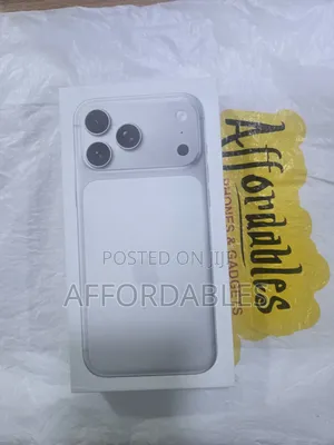 New Apple iPhone 17 Pro Max 256 GB White