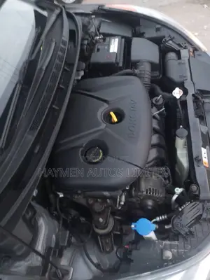 Hyundai Elantra Limited Sedan FWD (1.8L 4cyl 6A) 2013 Gray