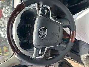 Toyota Landcruiser Prado 2010-2021 Steering Wheel