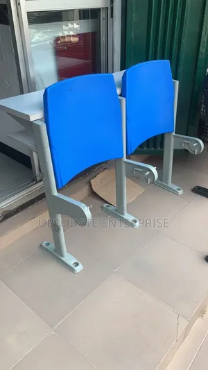 Lecture Hall Seat With Table