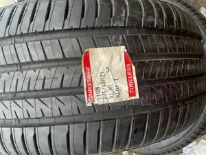 275/45/21 Bridgestone