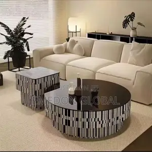 Modern Simple Glass Round Coffee Table Combined With Light Luxury