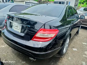 Mercedes-Benz C300 2010 Black
