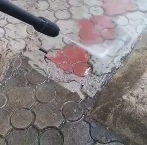 Cleaning Floor, Interlocking and Pressure Washing