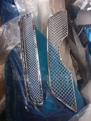 Up and Down Grille for Toyota Camry 2008 Available as Seen