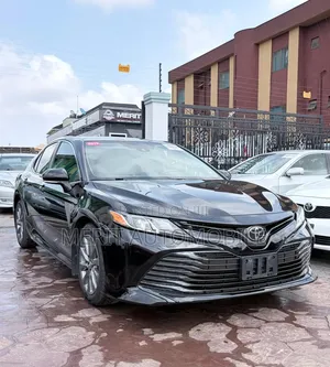 Toyota Camry LE (2.5L 4cyl 8A) 2019 Black