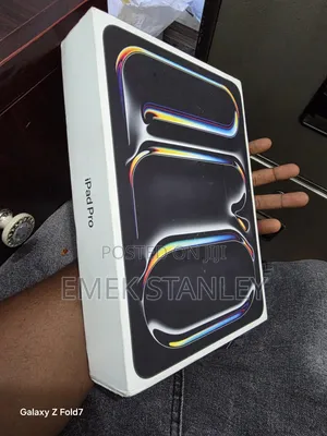 New Apple iPad (2025) 256 GB Gray
