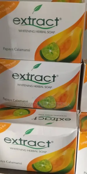 Extract Whitening Herbal Soap