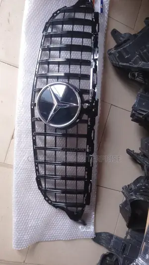 Gt Front Grille for Mercedes Benz Ml, Gl, Gle, Glk,C300,E350