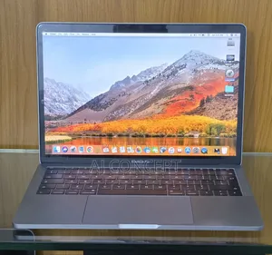 Laptop Apple MacBook Pro 2017 8GB Intel Core i5 SSD 250GB