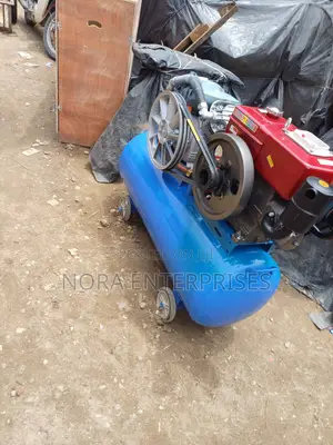 200 Liters Maxmech Air Compressor With Diesel Engine