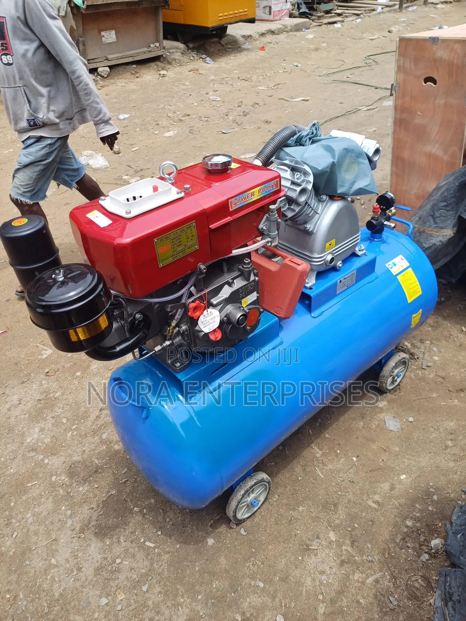 200 Liters Maxmech Air Compressor With Diesel Engine