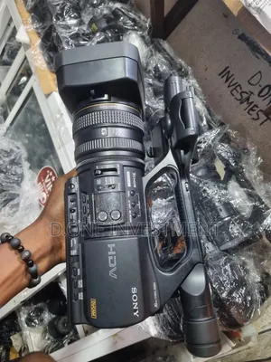 Uk Used Sony Z5 Video Camera for Live Streaming.