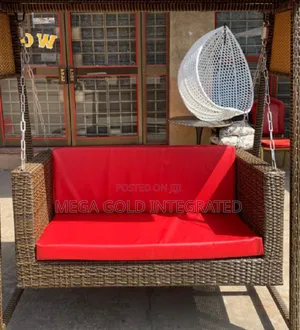 Outstanding Rattan Swing