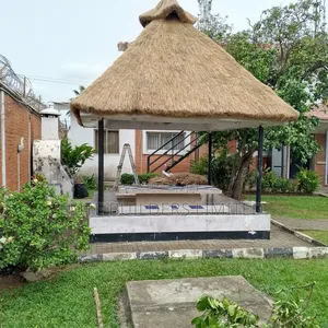 Elite Builders Bush Bar Gazebo Hut in Lagos