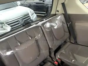 Lexus GX 460 Premium 2013 Gold