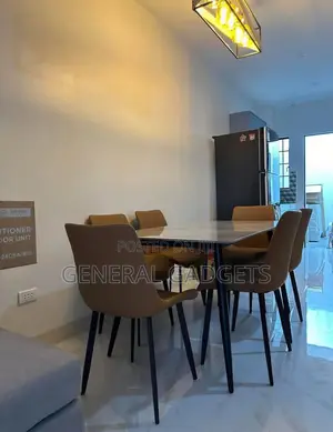 Quality Marble Top Dining With 6 Chairs