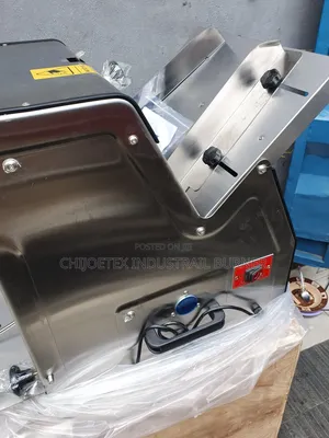 Commercial Bread Slicer Machine